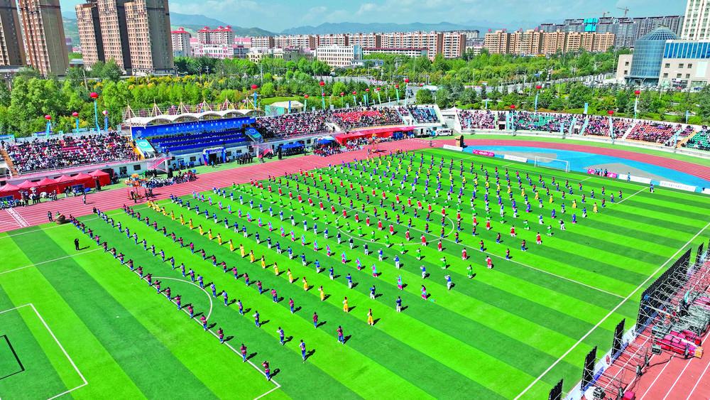 他们以坚定, 全面展示了 他们以坚定, 全面展示了