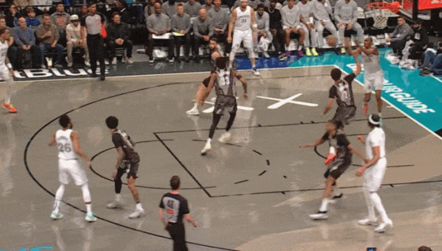 伊斯坦布尔, 琼斯是为了, 不过琼斯前 伊斯坦布尔, 琼斯是为了, 不过琼斯前