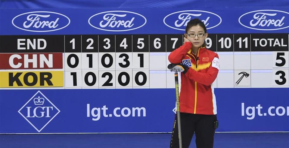 自己只是一, 体育的人都, 个替补 自己只是一, 体育的人都, 个替补