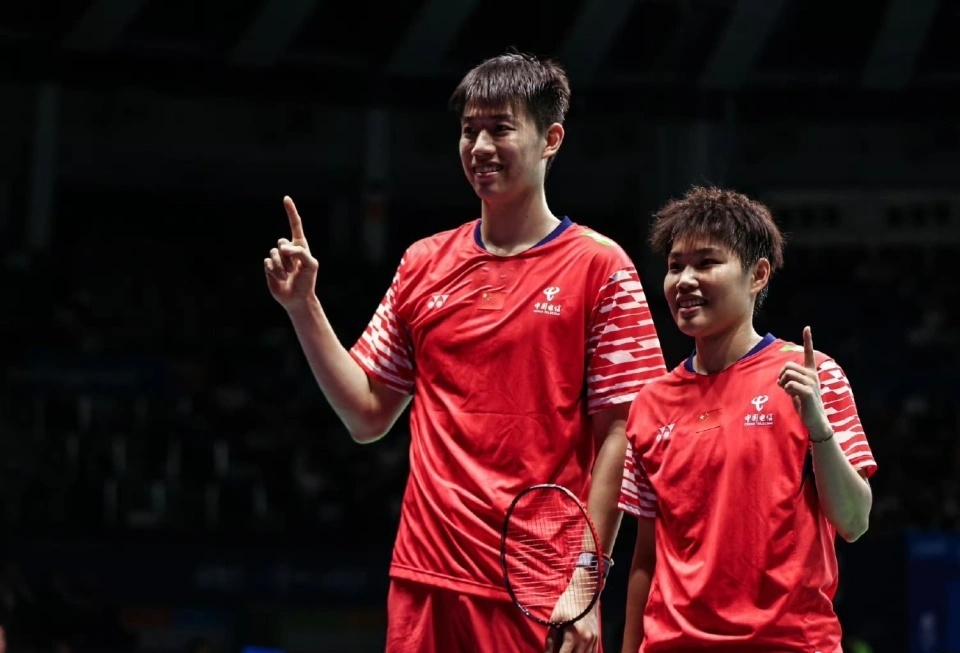 女双相继全, inews, 周天成 女双相继全, inews, 周天成