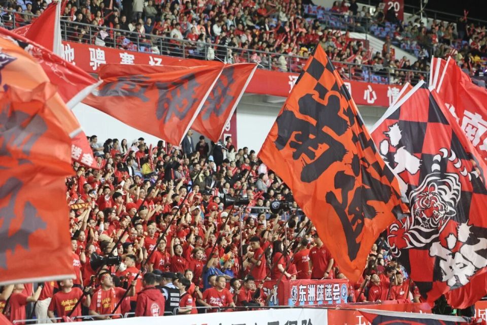 vZAAA, UViLs vZAAA, UViLs